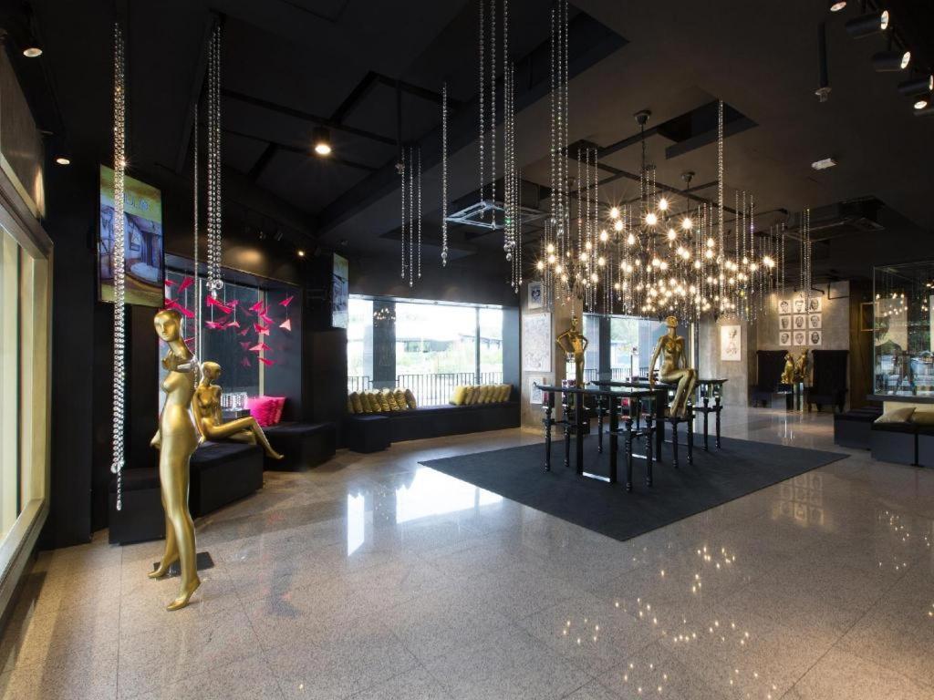 The Hulo Hotel & Gallery Kuala Lumpur Exterior photo