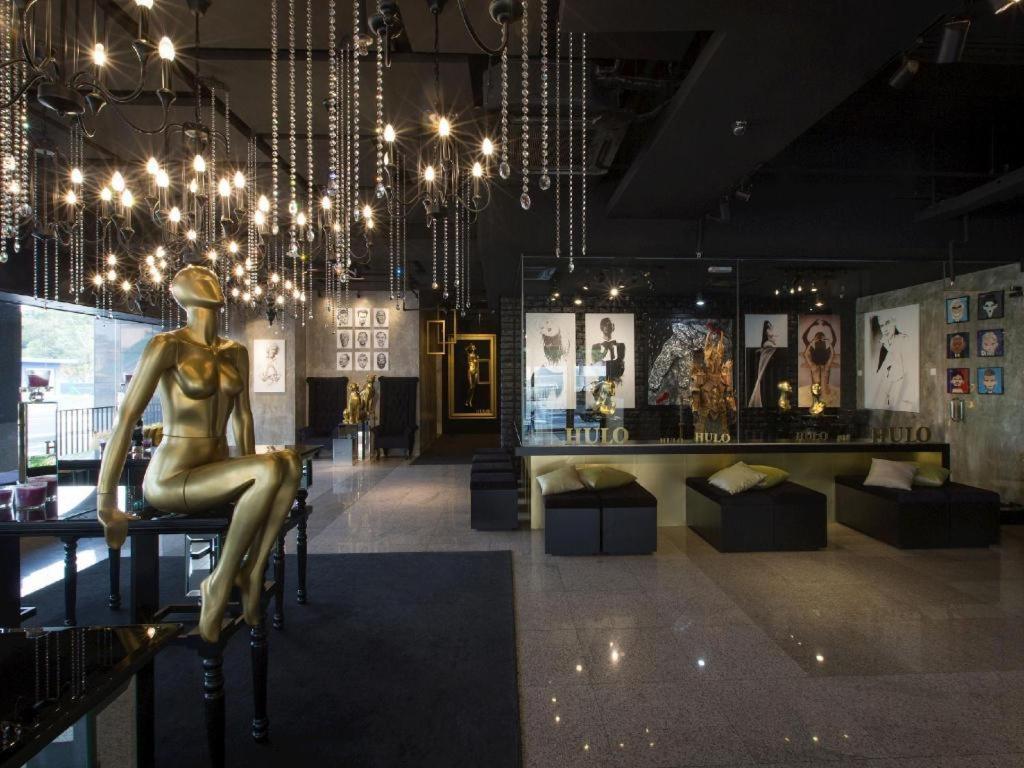 The Hulo Hotel & Gallery Kuala Lumpur Exterior photo