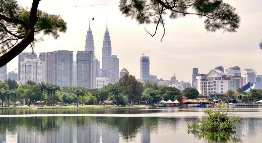 The Hulo Hotel & Gallery Kuala Lumpur Exterior photo