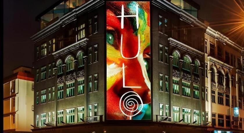 The Hulo Hotel & Gallery Kuala Lumpur Exterior photo